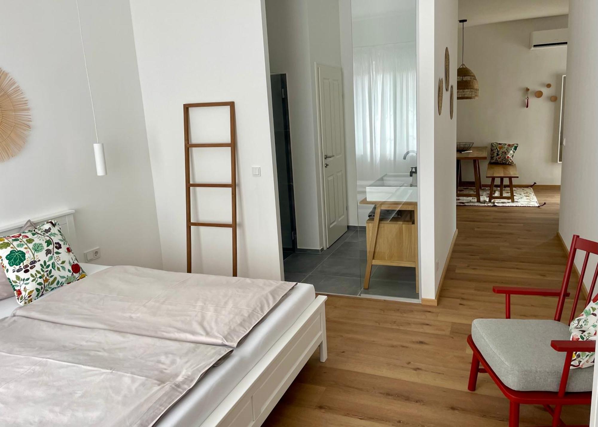 Pannonia Apartments 몰비슈암시 외부 사진